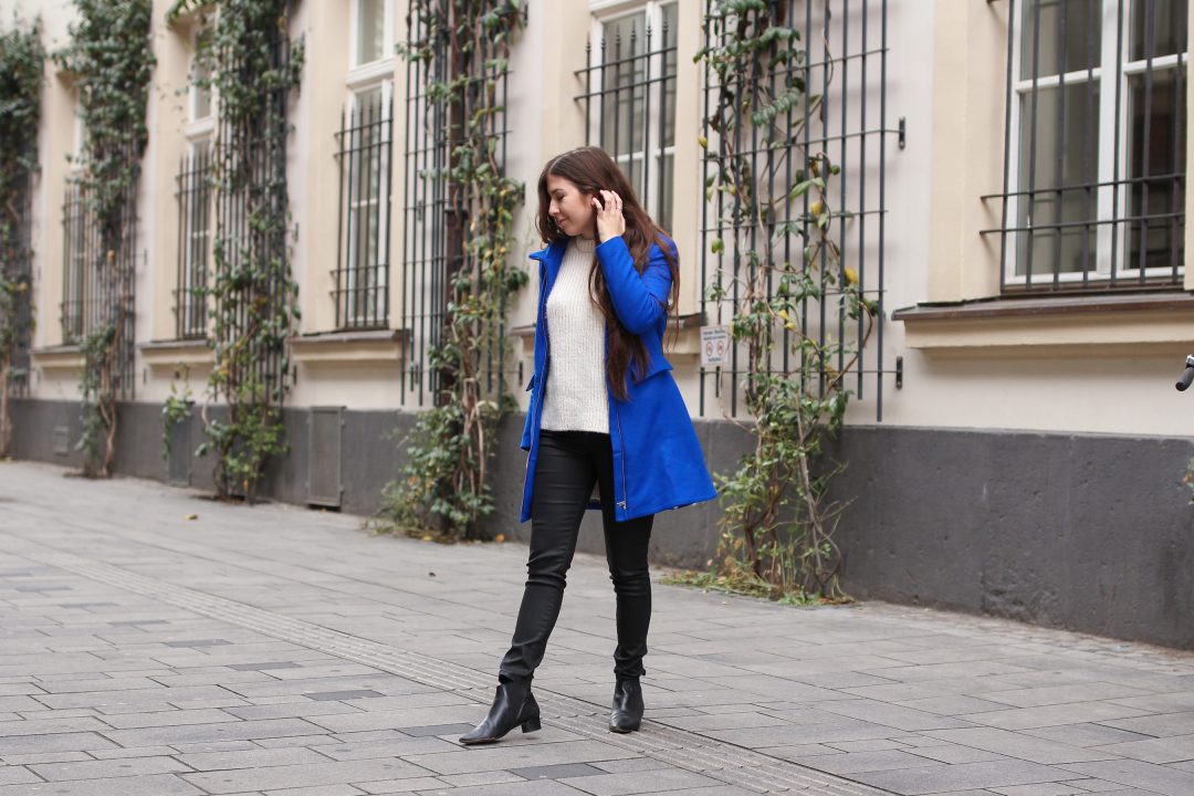 Electric Blue Coat Cozy Knit Favorite Rings Fashion Blog From Germany Come As Carrot